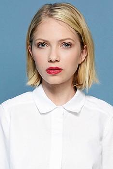 Famous People Who Pick Their Skin